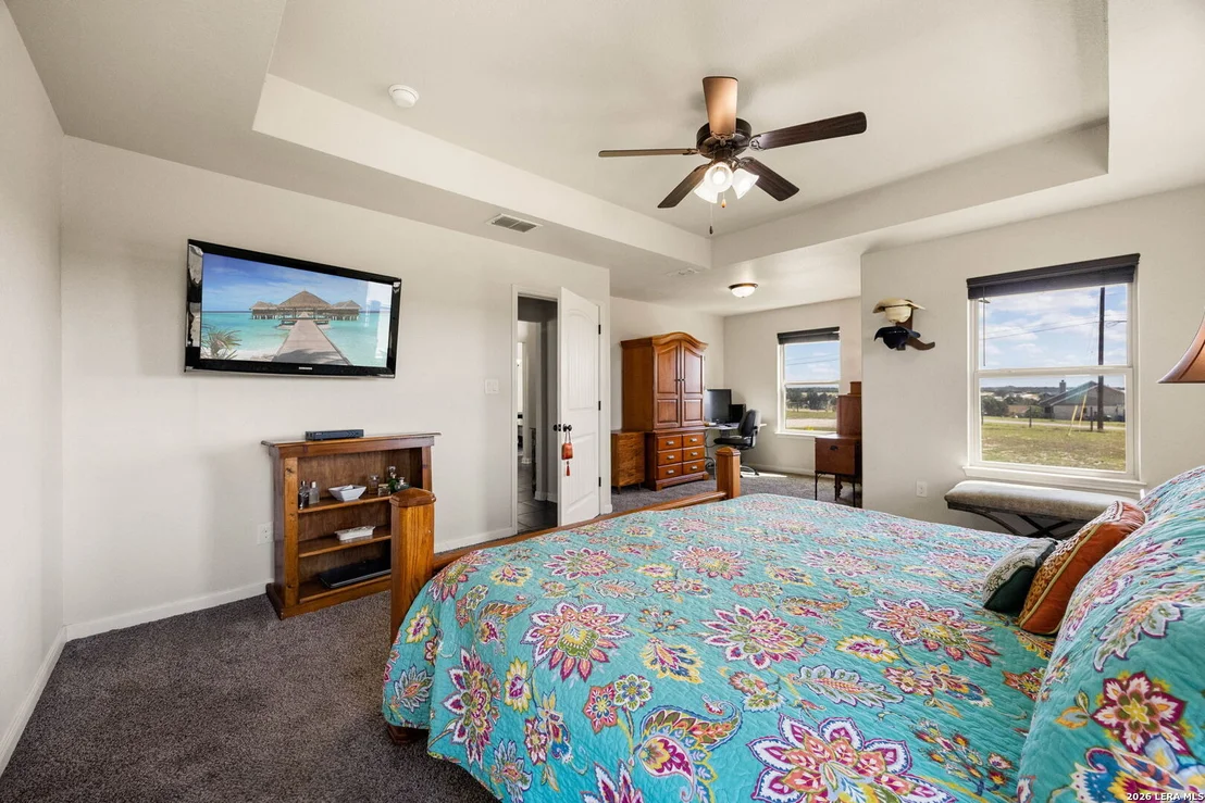 Photo of 149 LAKEVIEW CIR