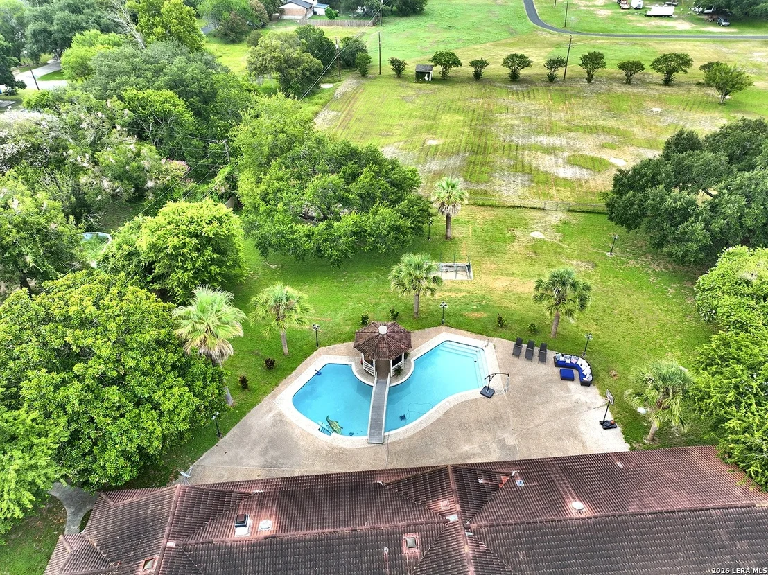 Photo of 5 AUGUSTA DR