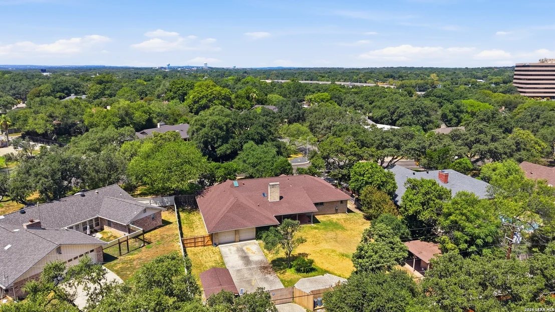 Photo of 102 IRONGATE RD
