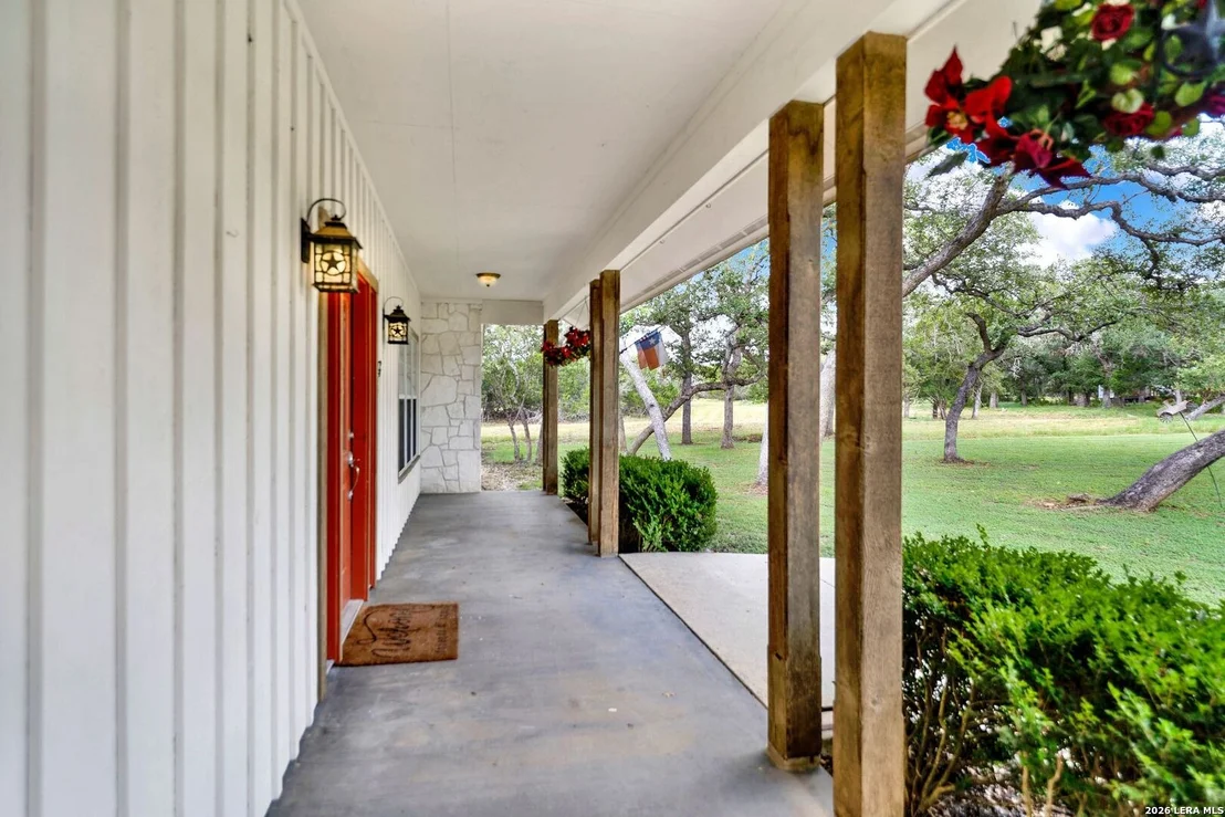 Photo of 181 SETTLERS CIR