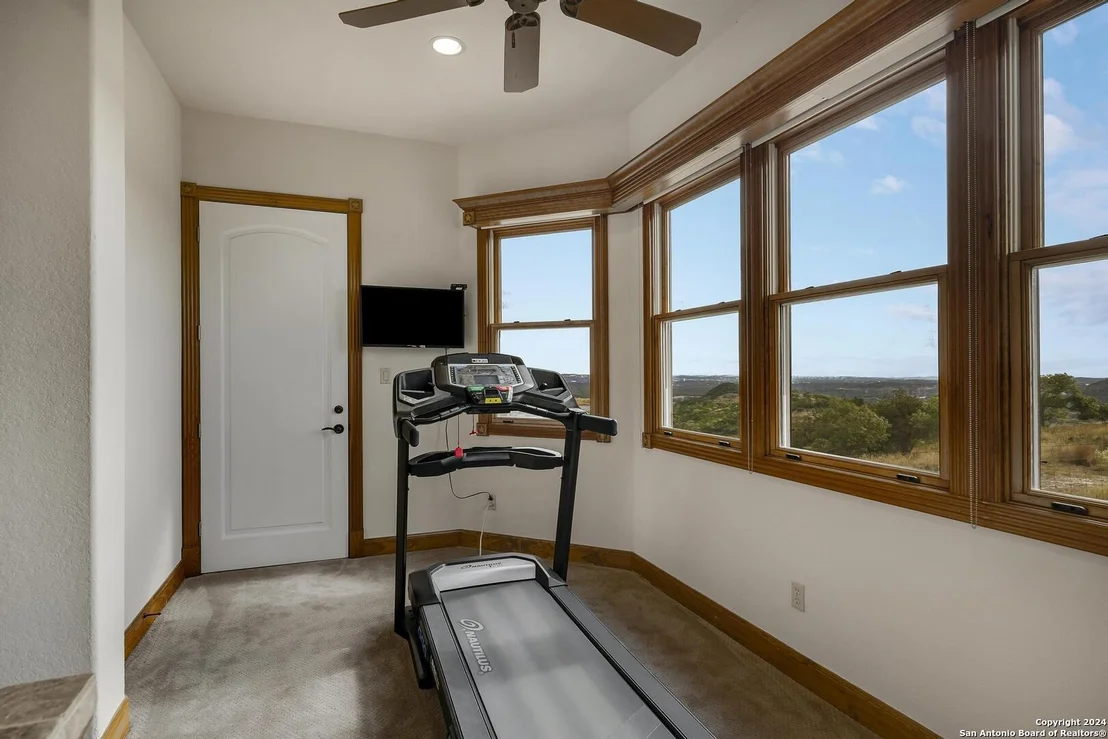 Photo of 442 PARADISE PT