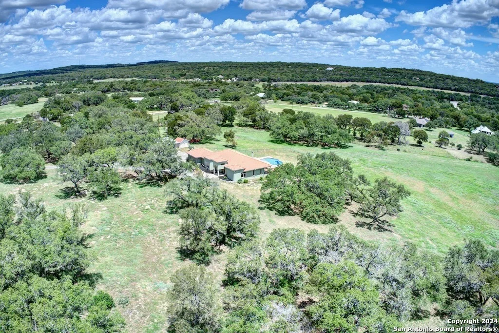 Photo of 555 CROOKED OAK DR