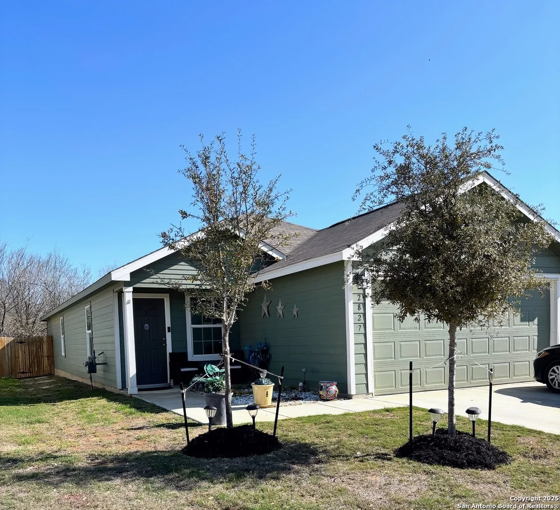 Photo of 2827 Ruby Crossing