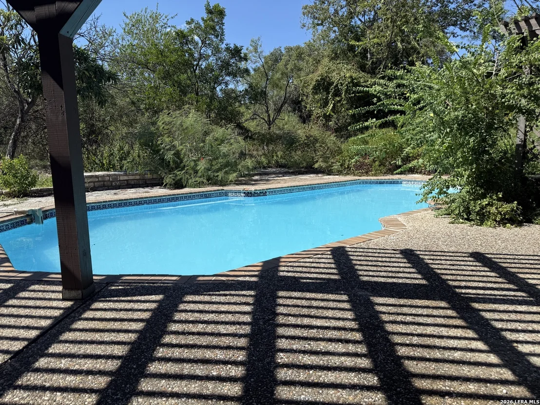 Photo of 237 CREST TRL