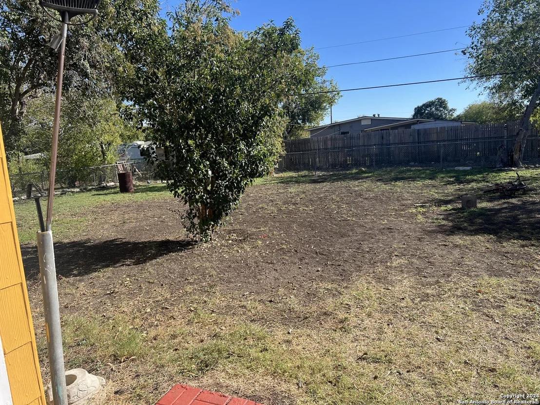 Photo of 138 Eaglerock Dr