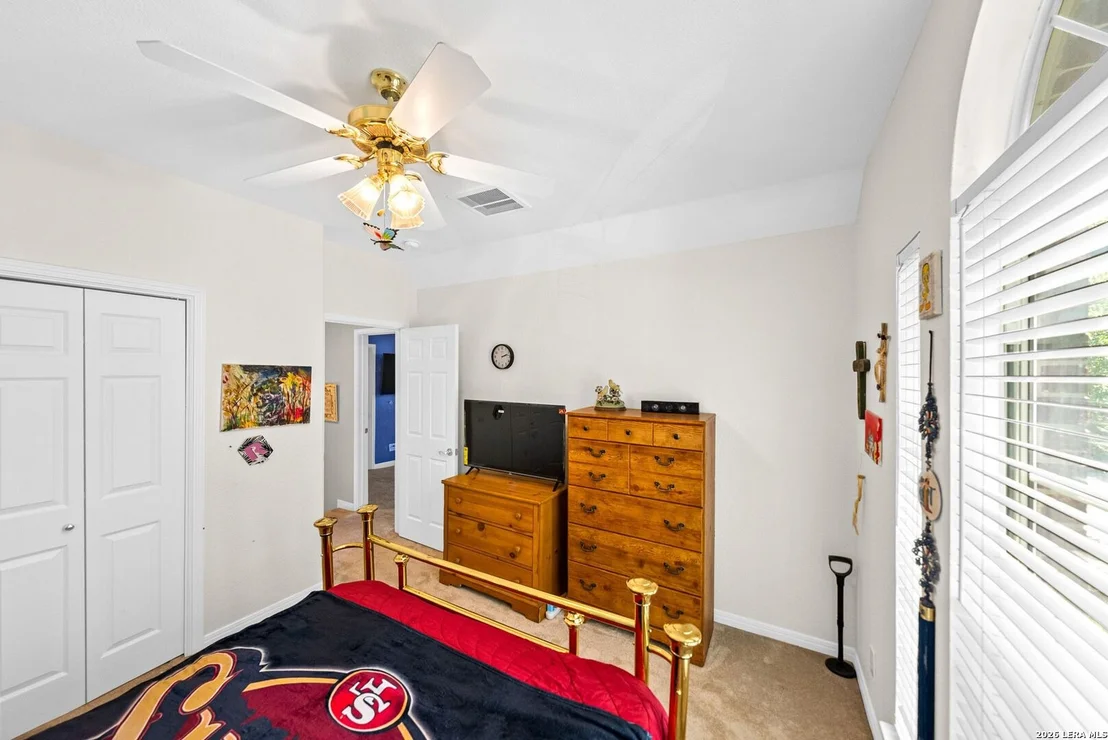 Photo of 9347 Llano Verde