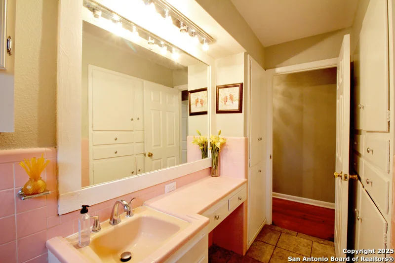 Photo of 113 ADOBE DR