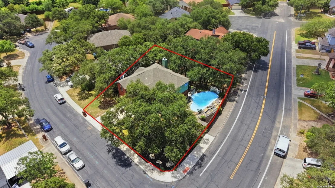 Photo of 8422 Oak Cross