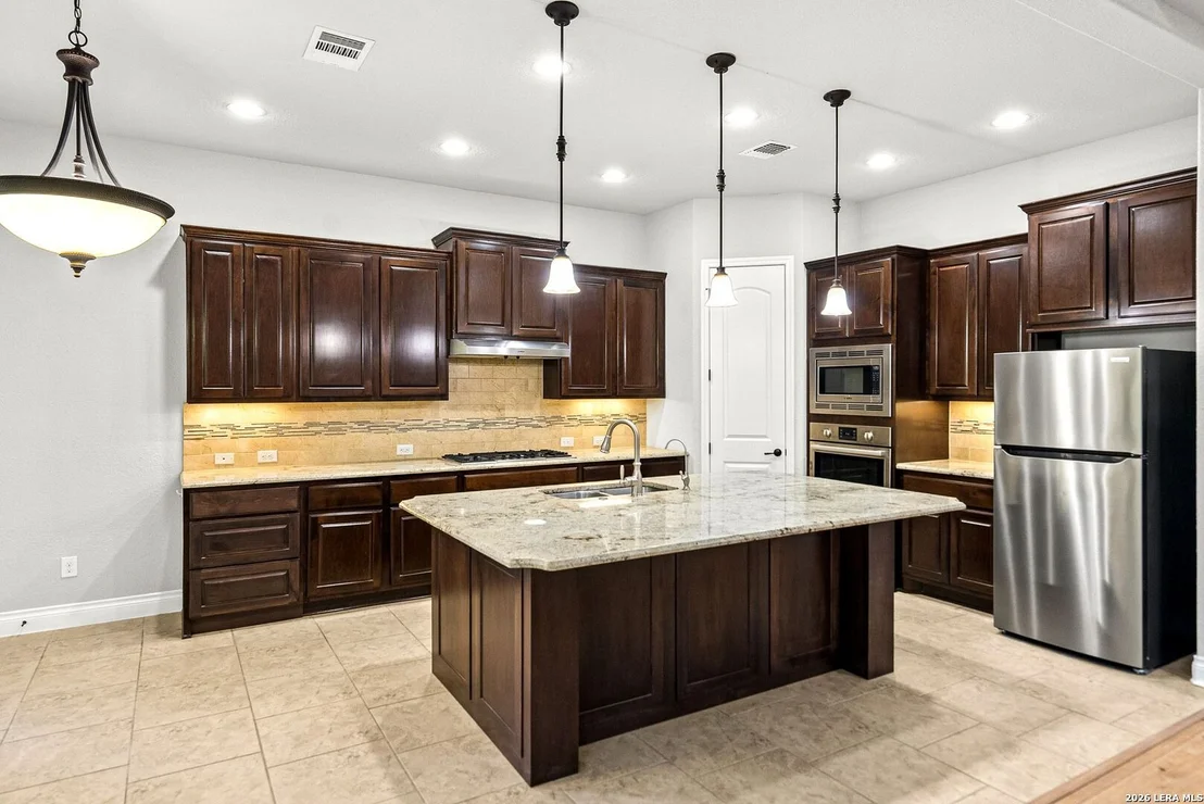 Photo of 25207 Estancia Cir,