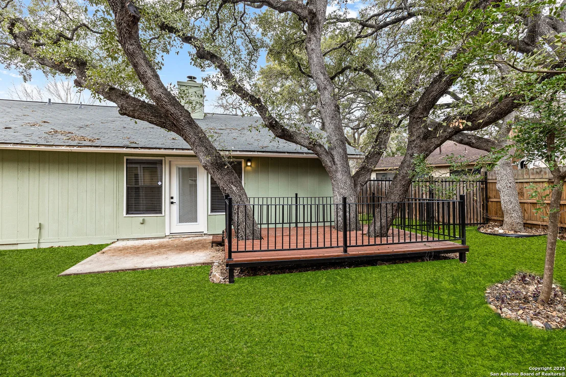 Photo of 2511 Old Trail