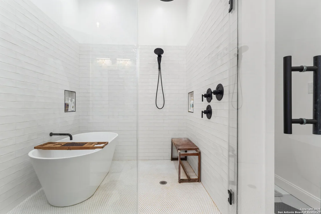 Photo of 232 Lavaca