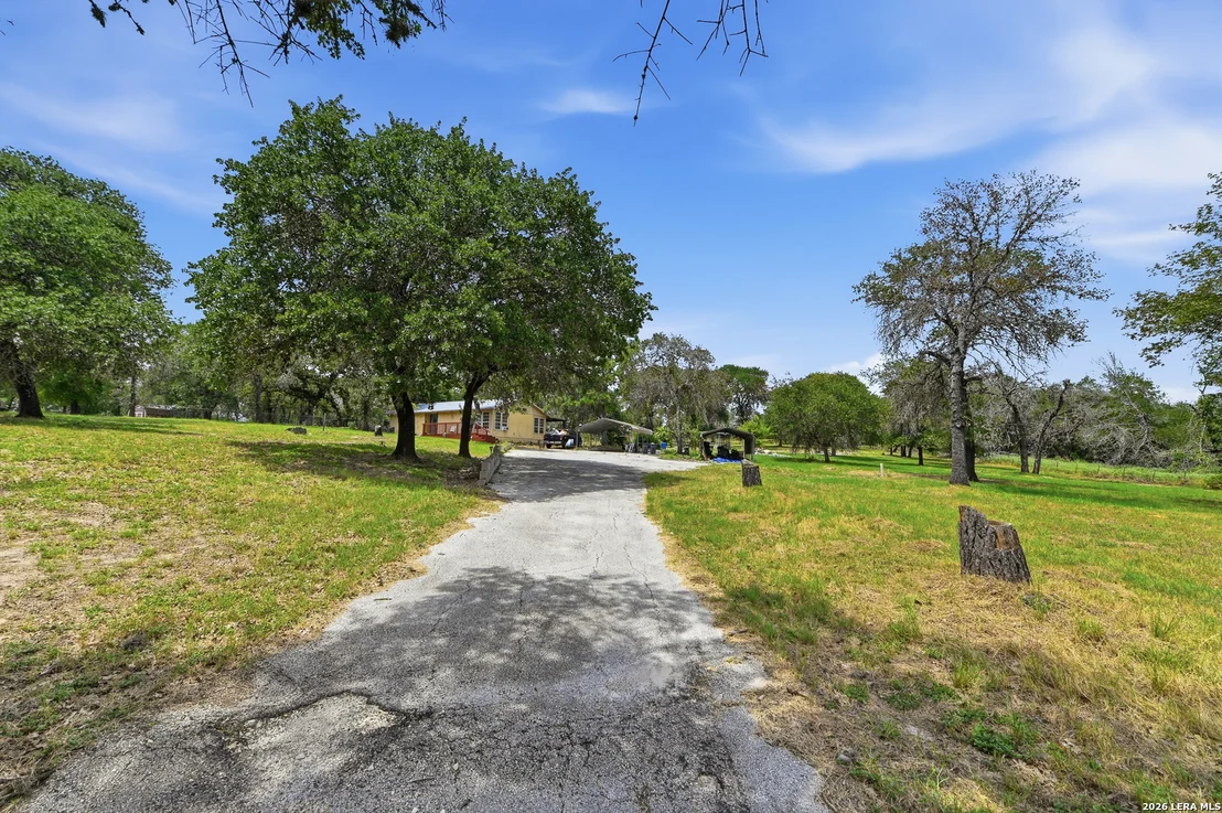 Photo of 1027 Bluebonnet