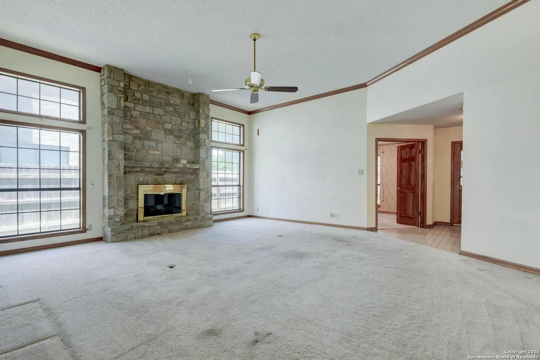 Photo of 8502 Upton