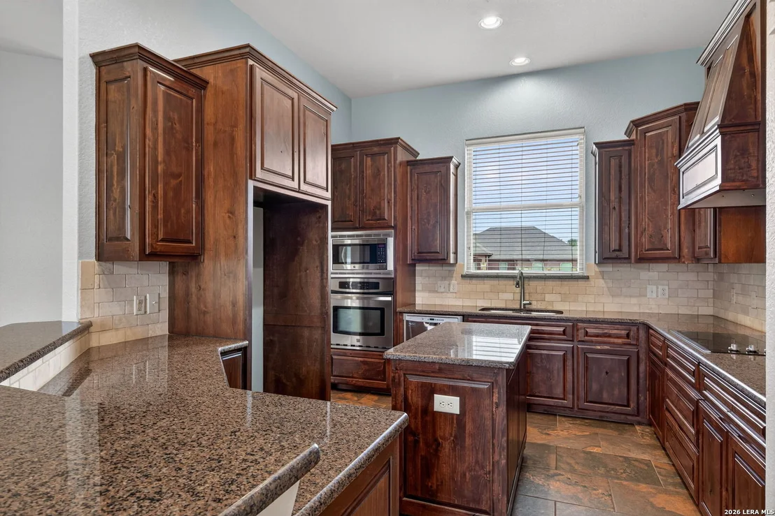 Photo of 1633 CAMDEN LN