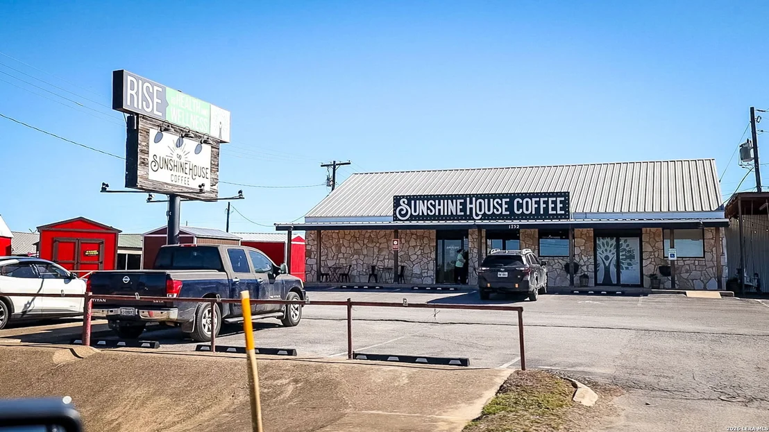 Photo of 320 county road 341