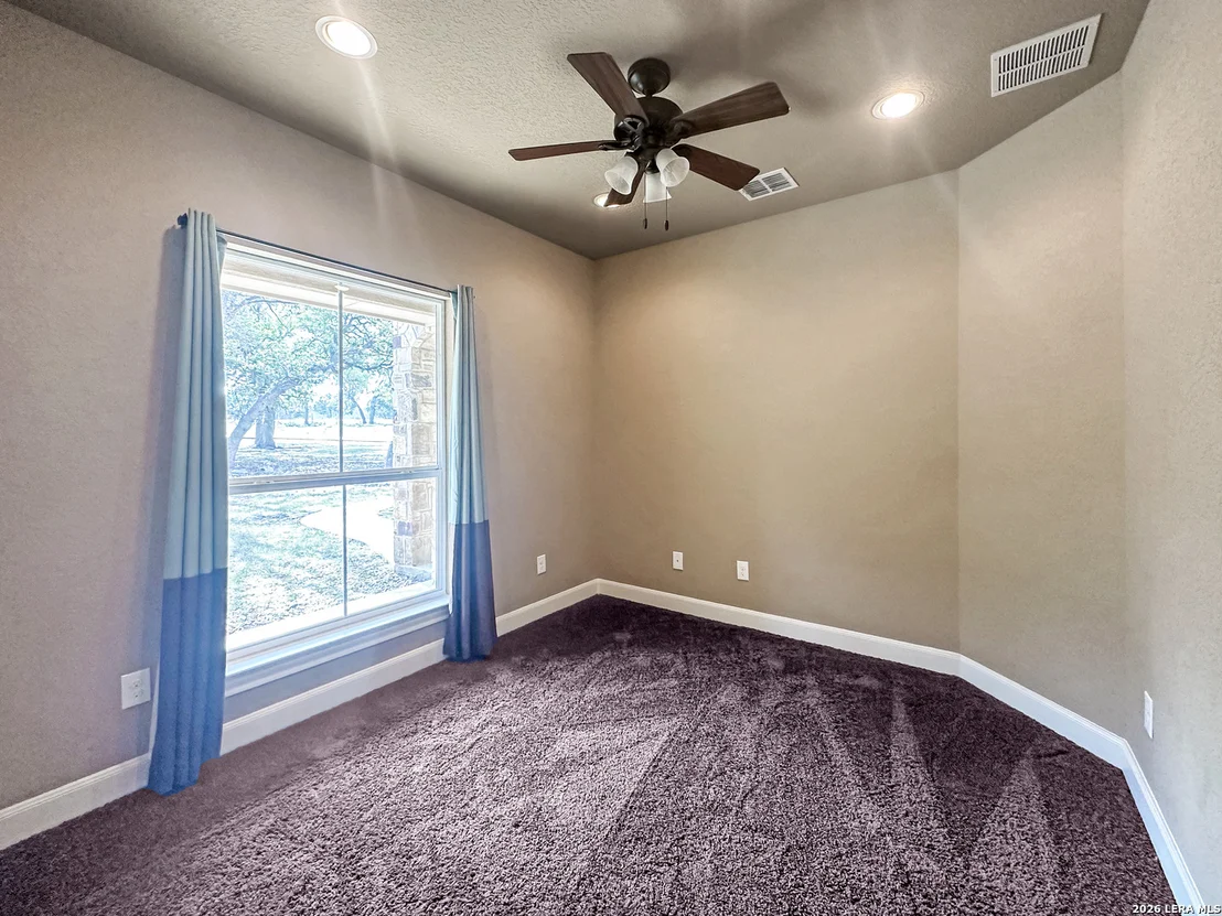 Photo of 113 HOSKINS TRL