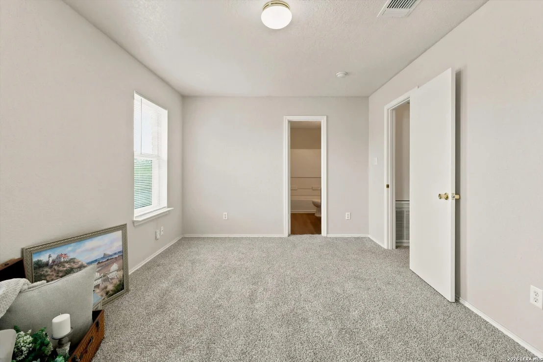 Photo of 8235 Heights Vly