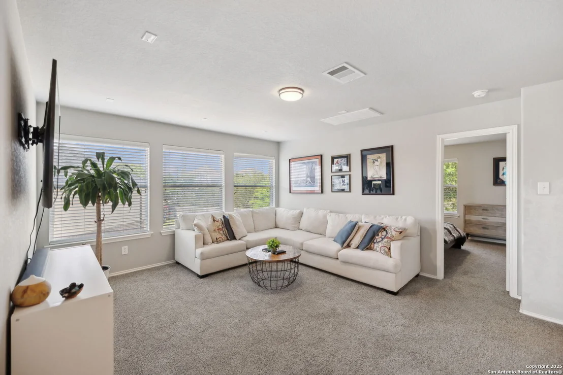 Photo of 1026 Tumbling Oaks