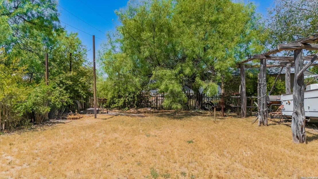 Photo of 819 N Comal