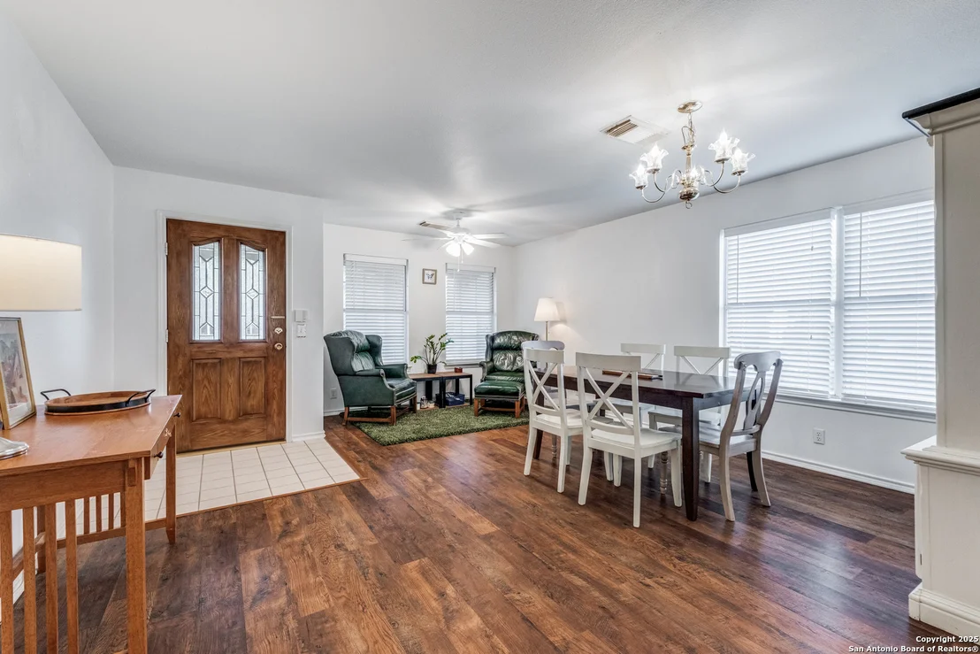 Photo of 10323 Mission Creek