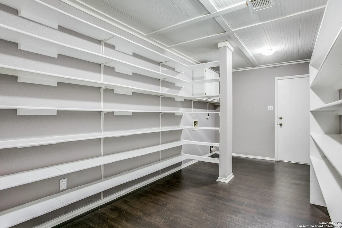 Photo of 261 SAMANTHA DR