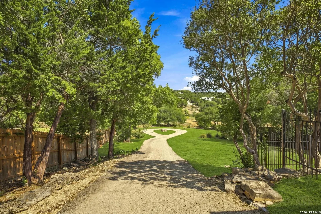 Photo of 393 Nancy Drive