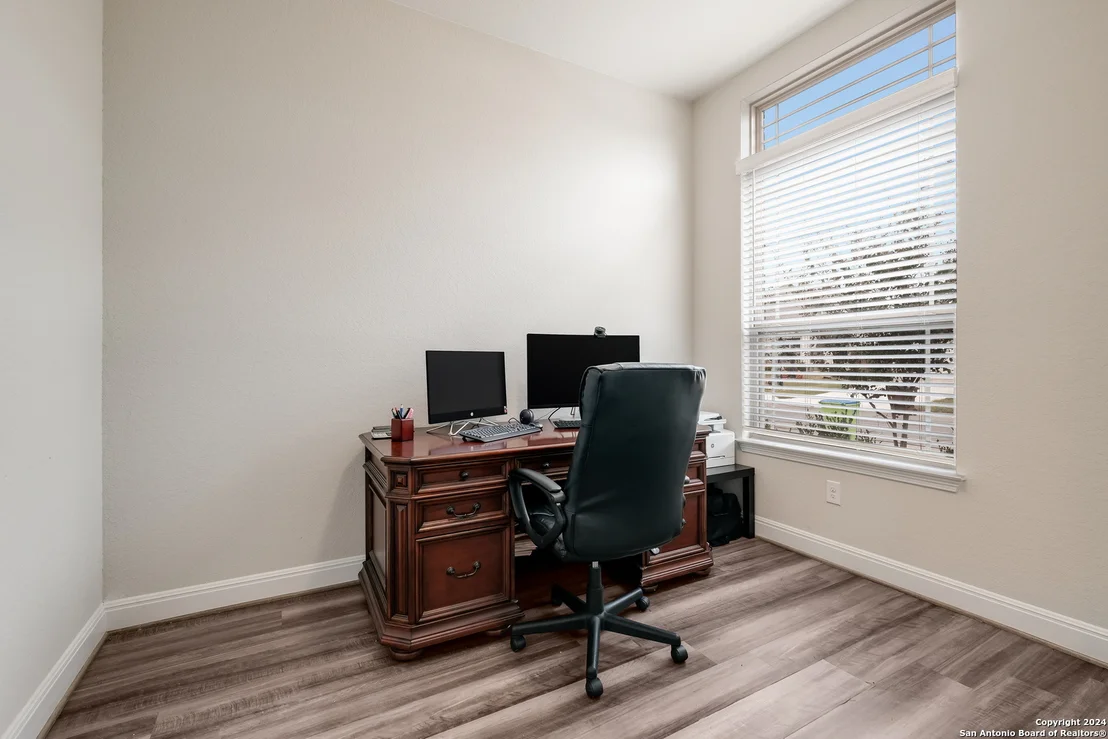 Photo of 12154 CASPARIS
