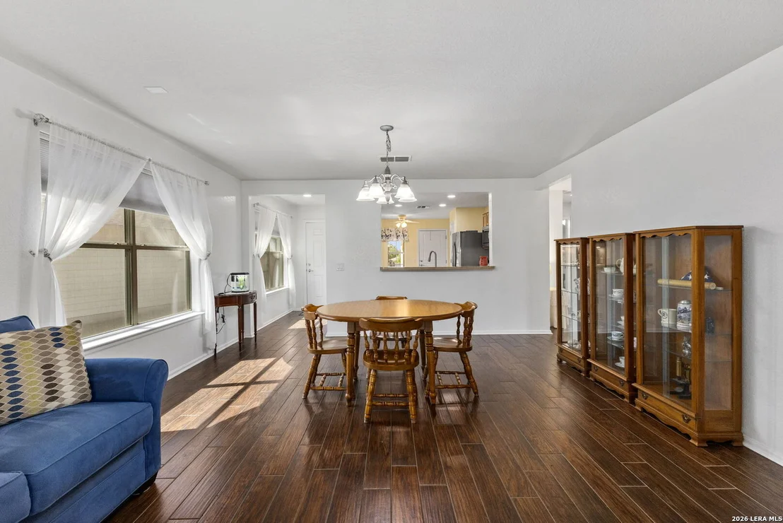 Photo of 4911 Sky Oaks