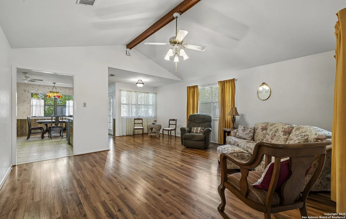 Photo of 101 Broadmoor