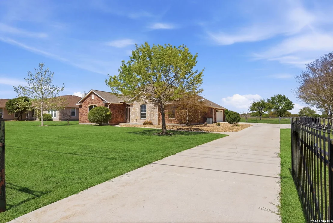 Photo of 1265 County Road 4516