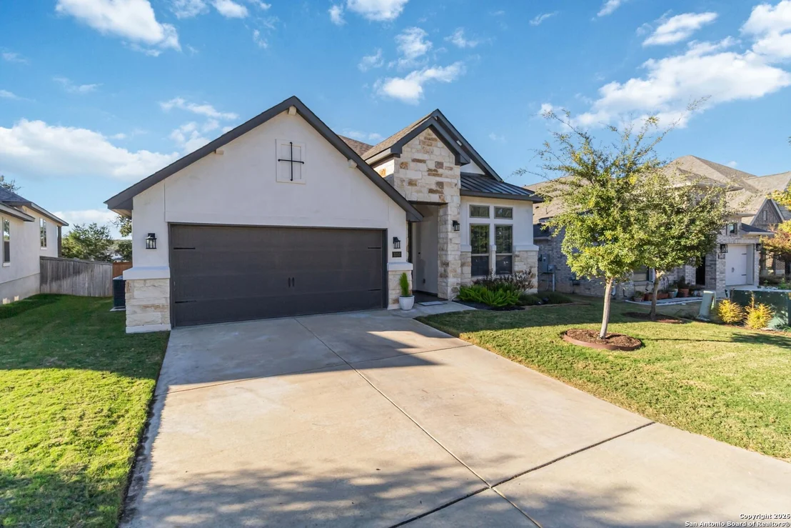 Photo of 1030 Cadogan Squire