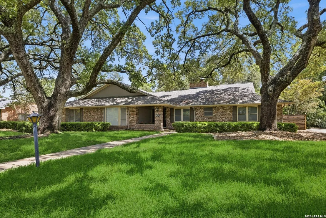 Photo of 105 Cobblestone