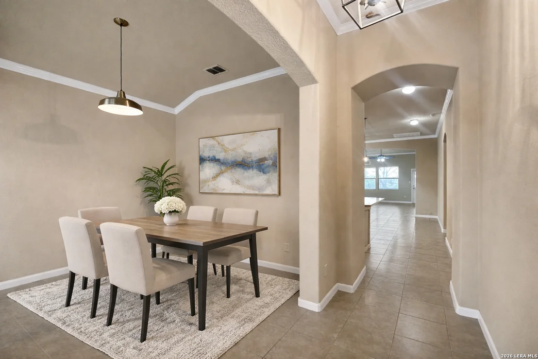 Photo of 851 Noel Forest