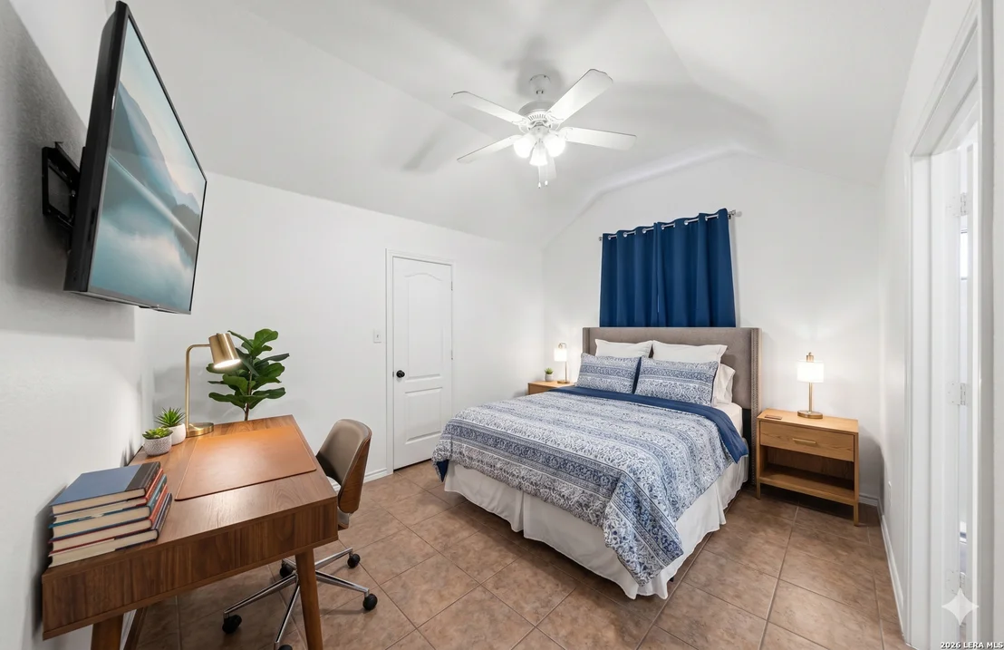 Photo of 2128 Stonehaven