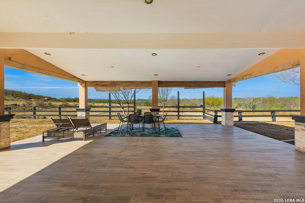 Photo of 1182 Wagon Wheel Road
