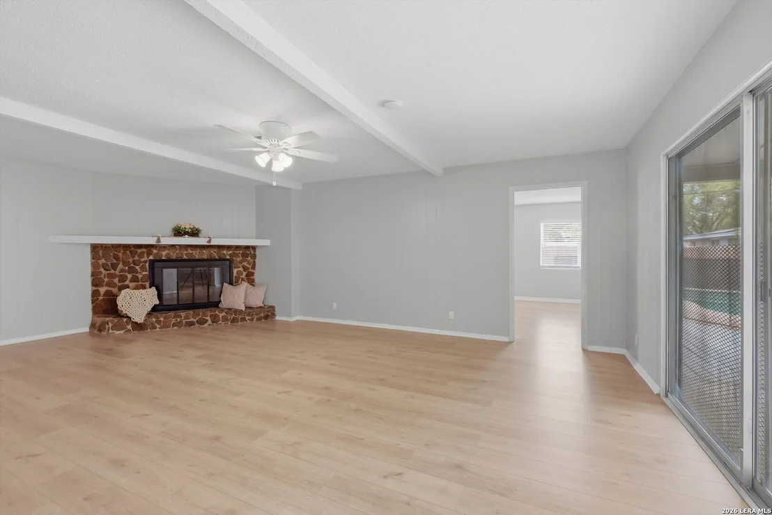 Photo of 1022 Olney Dr