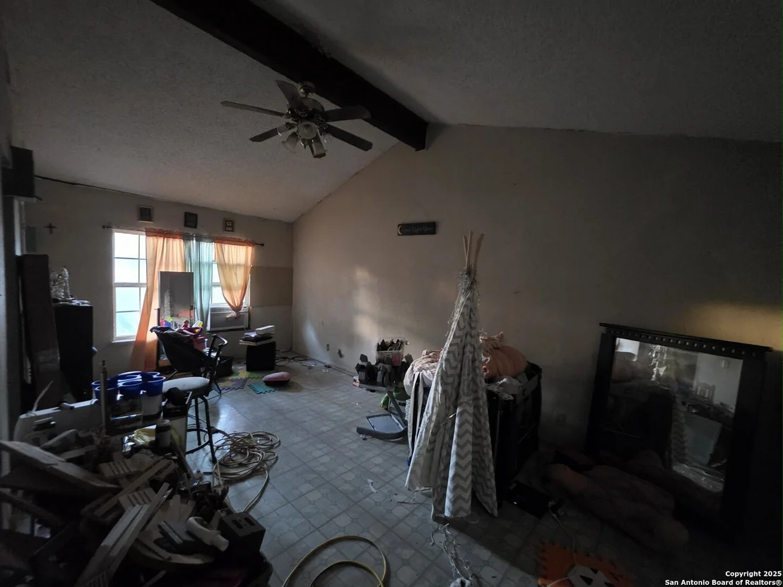 Photo of 1155 Churing