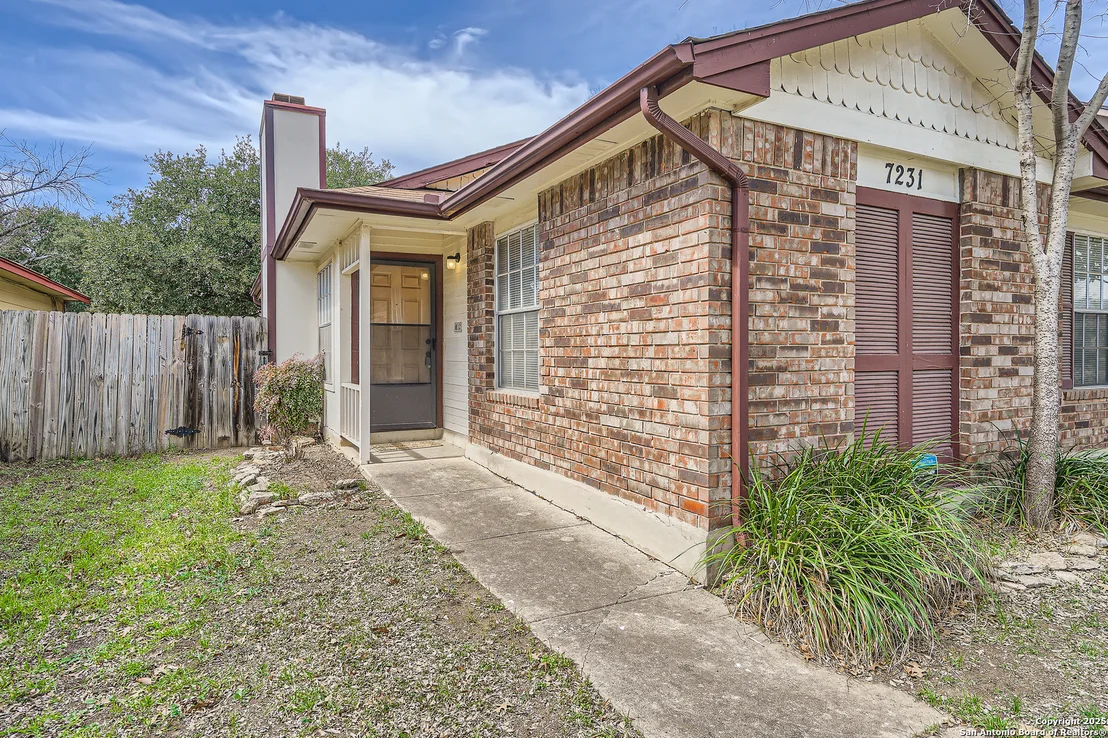 Photo of 7231 FERNVIEW