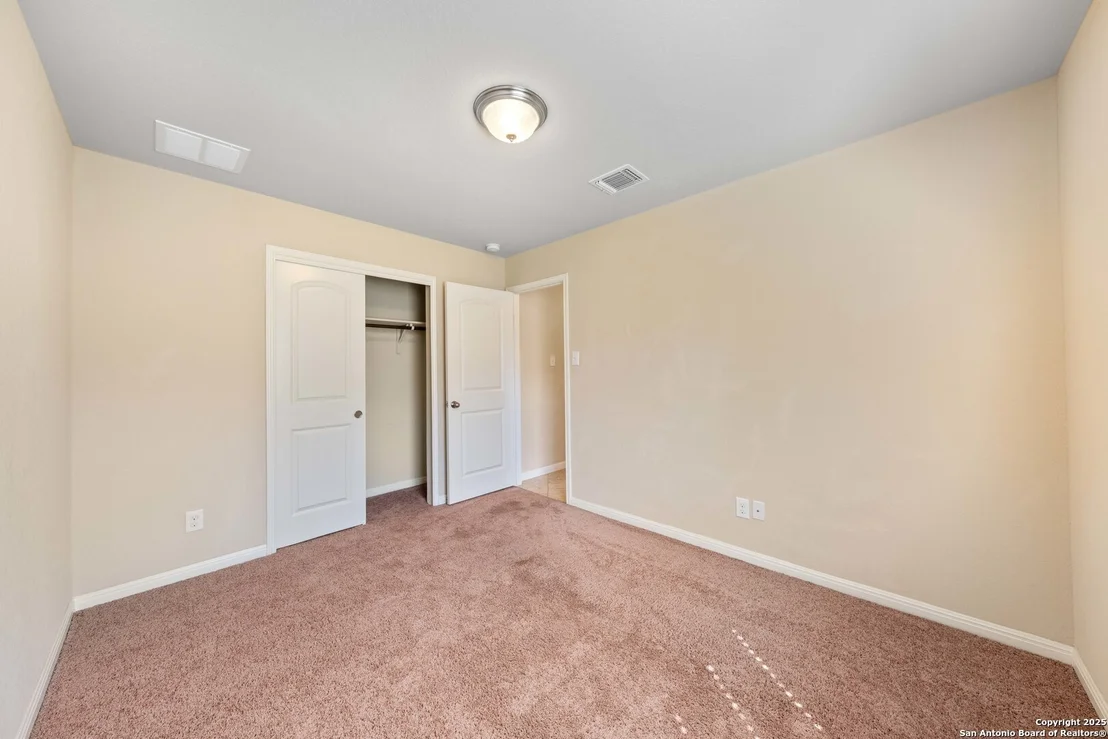 Photo of 2325 Lighthouse