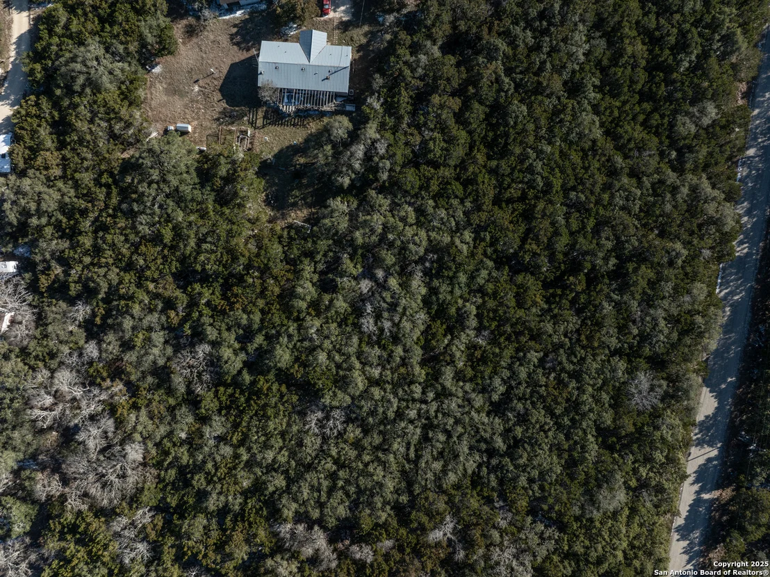 Photo of 108 LIVE OAK PASS