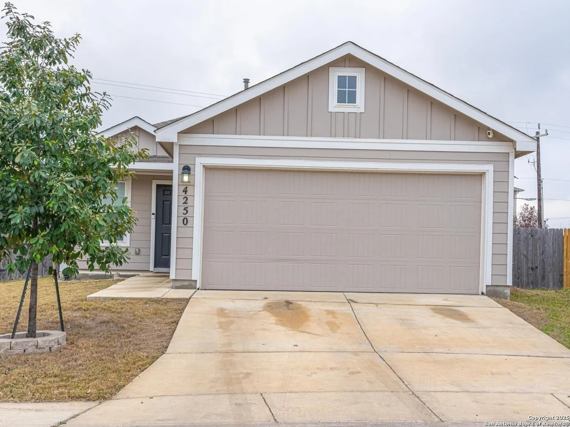 Photo of 4250 MESA CV