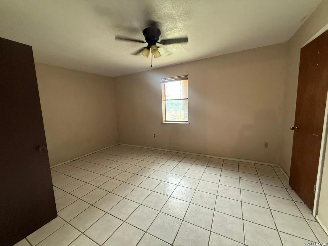 Photo of 3294 FRESNO LOOP