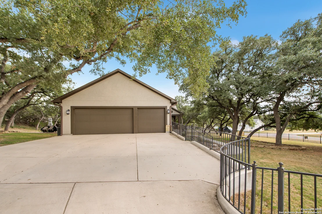 Photo of 663 PRIVATE ROAD 1712