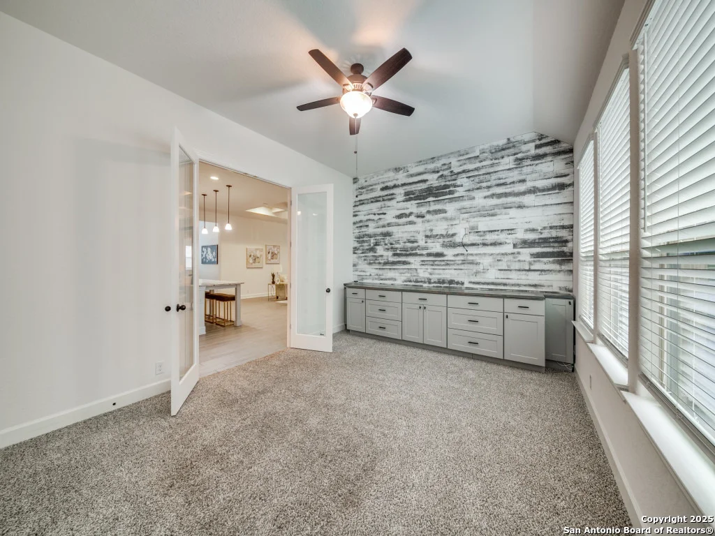 Photo of 1133 LIMESTONE WAY