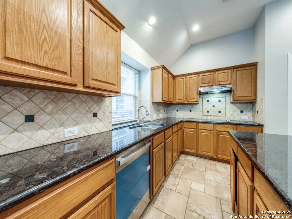 Photo of 12451 HART CLF