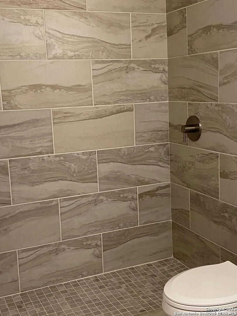 Photo of Unit 26 at 8611 Datapoint