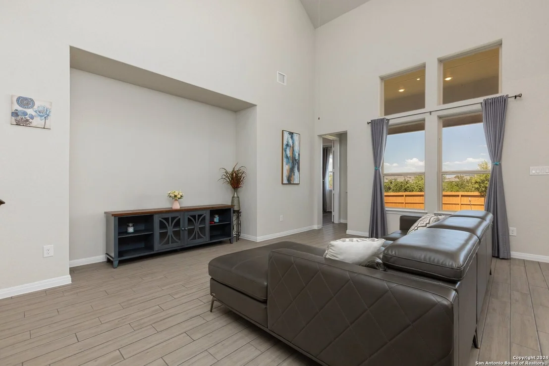 Photo of 14455 CAMPERDOWN