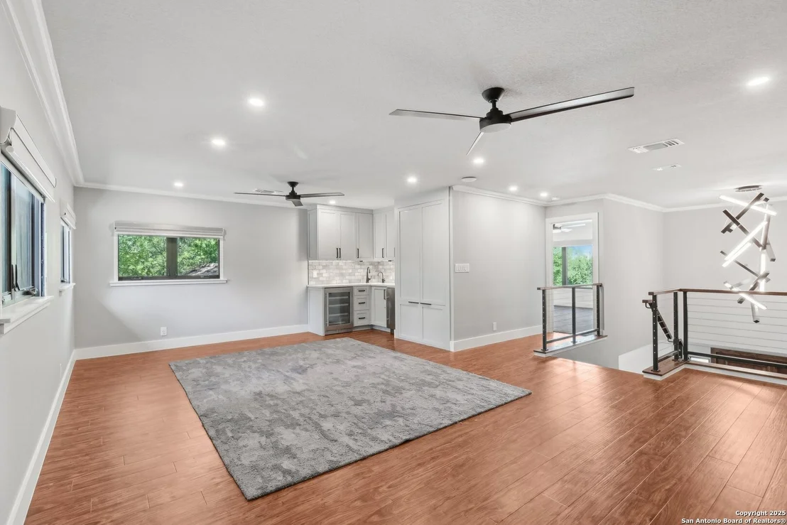 Photo of 3902 Creek Pt