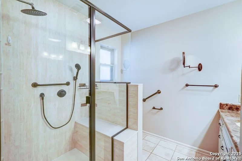 Photo of 501 Balfour