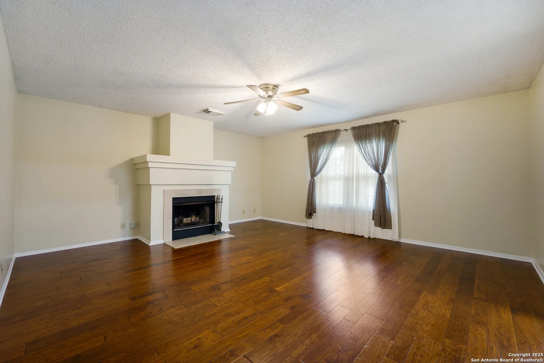 Photo of 6635 Meadow Dawn